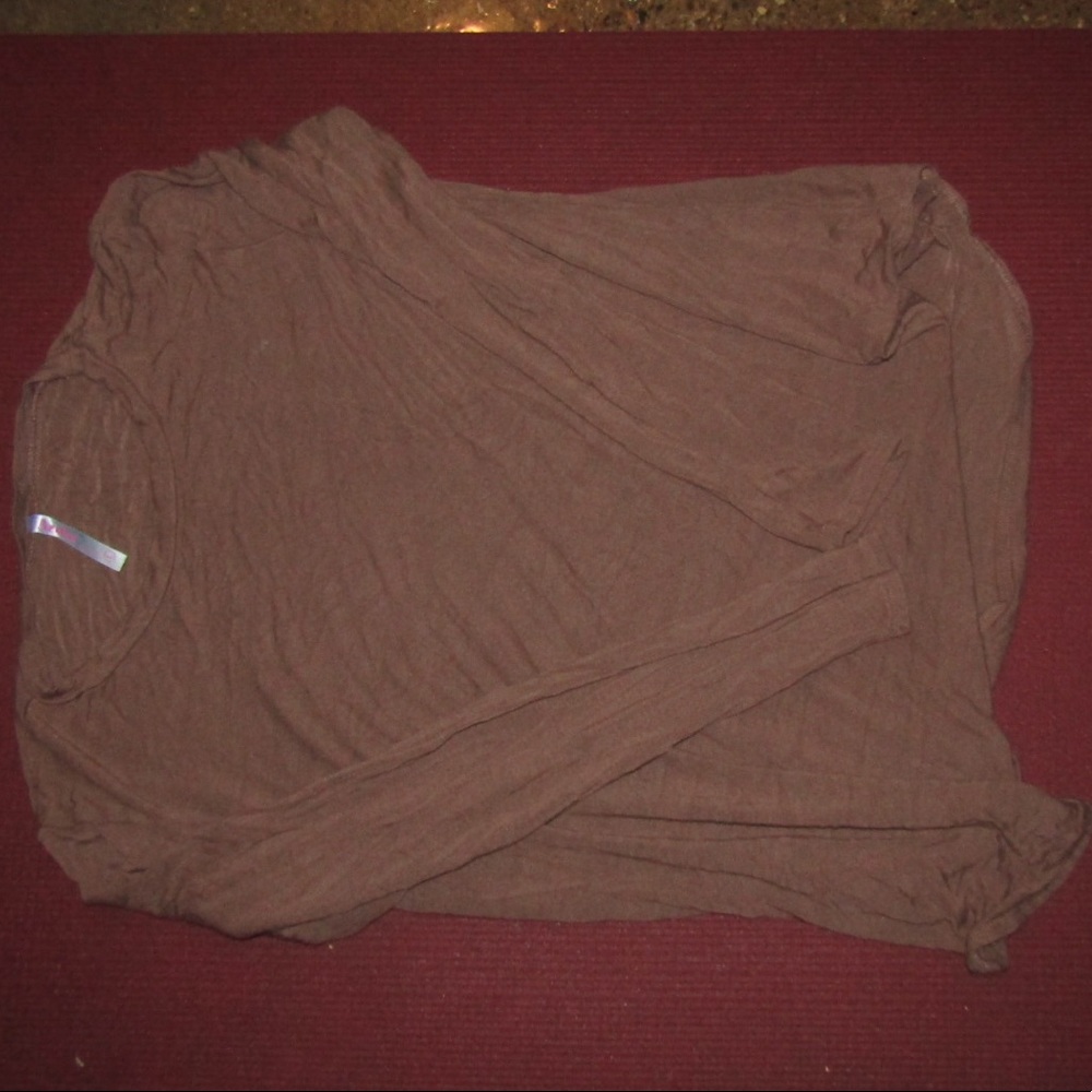 Simple brown long sleeve